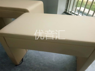 监察委羁押室安全防撞软包桌椅