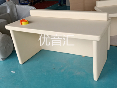 监察委办案区防撞阻燃软包桌子