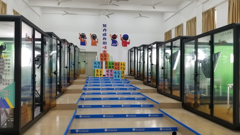 live stream training booths (1).jpg